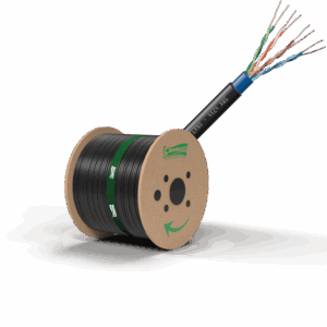 Fabricado com condutores 100% COBRE, Landutti U-UTP Cat5e Dupla Capa Externo é isolados em polietileno especial e torcidos dentro dos padrões normativos EIA/TIA 568B.2 o que garante a máxima qualidade para transmissão de dados nas aplicações em Rede Estruturada Horizontal e Vertical compatível com os protocolos Ethernet 100Base-T (100Mbps), GigabitEthernet 1000Base-T (1Gbps). Capa em PVC 70°C anti-chama CMX e Segunda capa em PEDB Preto resistente a radiação UV. Também pode ser aplicado em CFTV (Analógico ou Digital) proporcionando excelente qualidade de imagem nos sistemas TVI, CVI e AHD para Vídeo Balum, Power Balum e Câmeras IP. Aplicações suportadas: Todas as previstas na NBR 14565 para classe D, ANSI TIA 568.2-D, ISO IEC 11801 Class D, 1000BASE-T, ATM até 1,2G, Token Ring; PoE (IEEE802.3af ); PoE+ (IEEE 802.3at); 2.5GBASE-T e 5GBASE-T (IEEE 802.3bz); e 10GBASE-T (IEEE 802.3an).