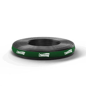 Fabricado com condutores 100% COBRE, Landutti U-UTP Cat5e Dupla Capa Externo é isolados em polietileno especial e torcidos dentro dos padrões normativos EIA/TIA 568B.2 o que garante a máxima qualidade para transmissão de dados nas aplicações em Rede Estruturada Horizontal e Vertical compatível com os protocolos Ethernet 100Base-T (100Mbps), GigabitEthernet 1000Base-T (1Gbps). Capa em PVC 70°C anti-chama CMX e Segunda capa em PEDB Preto resistente a radiação UV. Também pode ser aplicado em CFTV (Analógico ou Digital) proporcionando excelente qualidade de imagem nos sistemas TVI, CVI e AHD para Vídeo Balum, Power Balum e Câmeras IP. Aplicações suportadas: Todas as previstas na NBR 14565 para classe D, ANSI TIA 568.2-D, ISO IEC 11801 Class D, 1000BASE-T, ATM até 1,2G, Token Ring; PoE (IEEE802.3af ); PoE+ (IEEE 802.3at); 2.5GBASE-T e 5GBASE-T (IEEE 802.3bz); e 10GBASE-T (IEEE 802.3an).